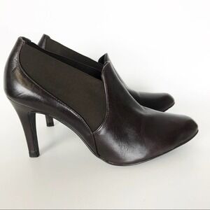 Gianni Bini Brown Stretch Leather Ankle Bootie 7